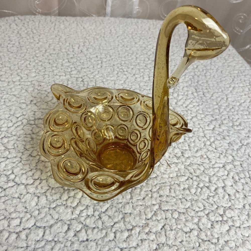 Vintage Kanawha Art Amber Glass Swan Dish - Picture 6 of 10